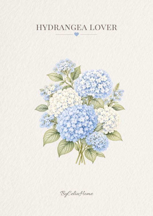 Visuel Hydrangea Lover représentant un bouquet d’hortensias bleus et ivoire accompagné de feuillage, sur un fond blanc texturé.