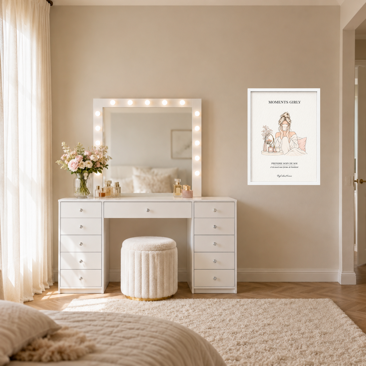 Tableau Moments Girly [50× 70] dans un cadre [blanc] accroché au mur.